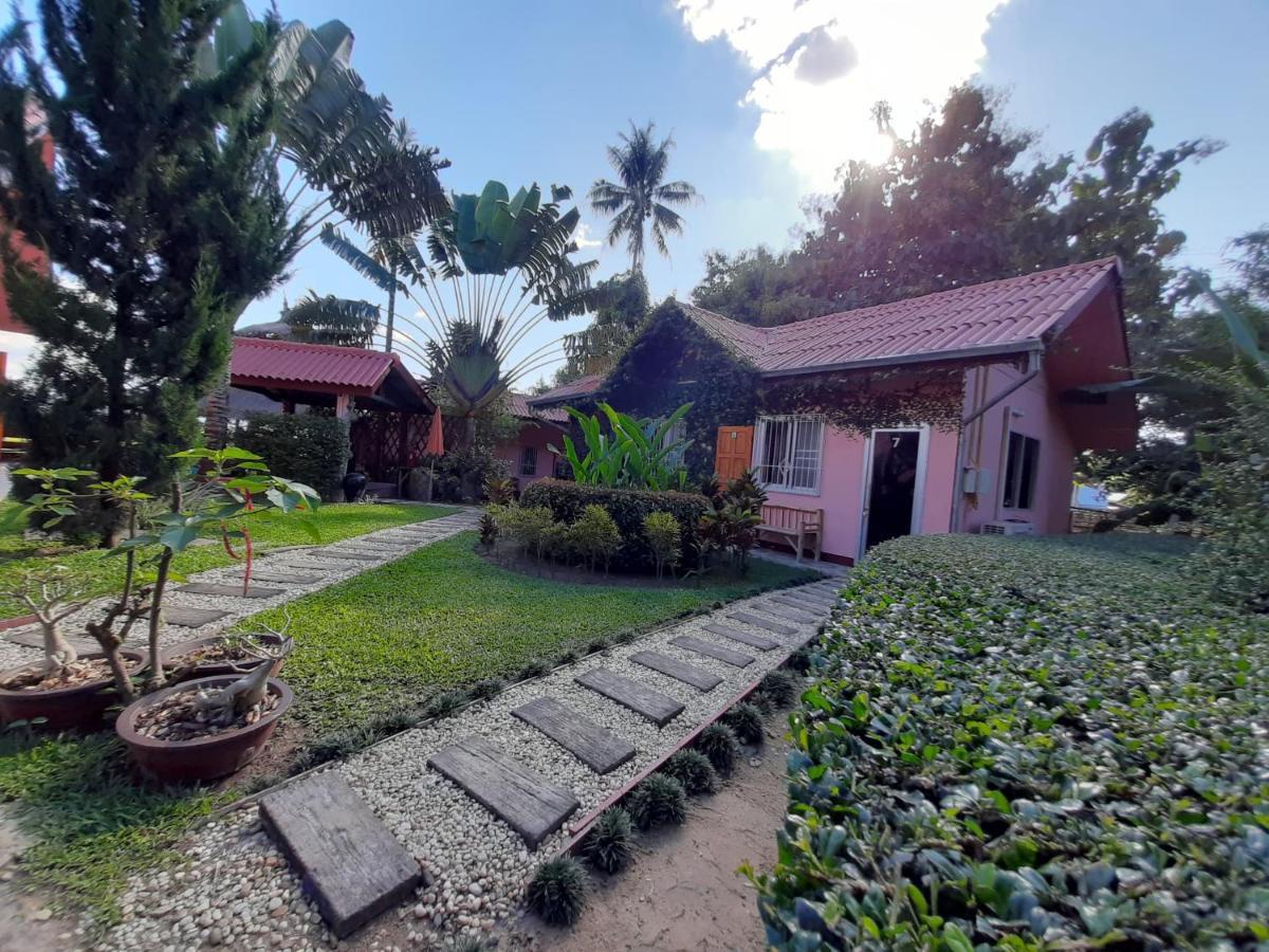 Bed and Breakfast Khuang Na Farmview à Mae Chaem Extérieur photo