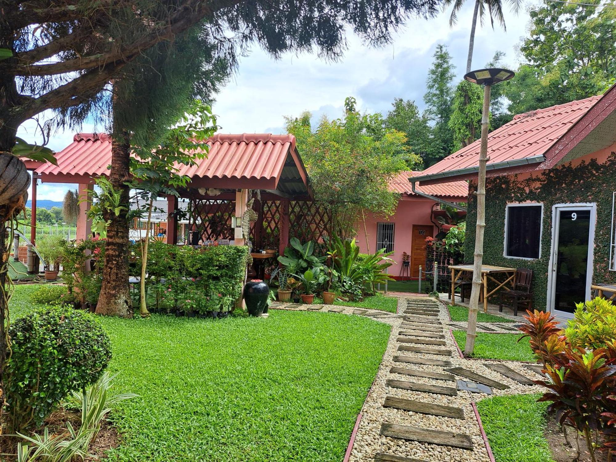Bed and Breakfast Khuang Na Farmview à Mae Chaem Extérieur photo